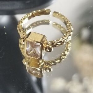 Rhinestone silver stone love ring